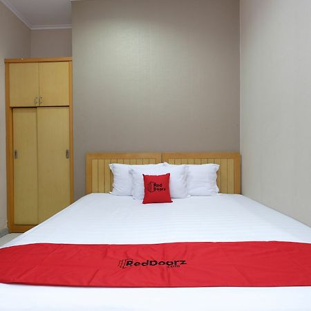 Reddoorz Plus Near Simpang Lima Semarang Exterior photo